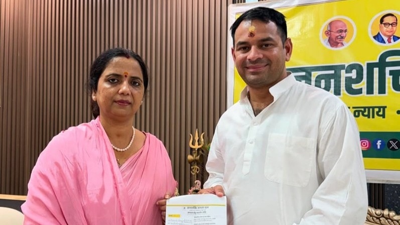 Tej Pratap's Bankipur gamble, fields Veena Manvi against Prashant Kishor