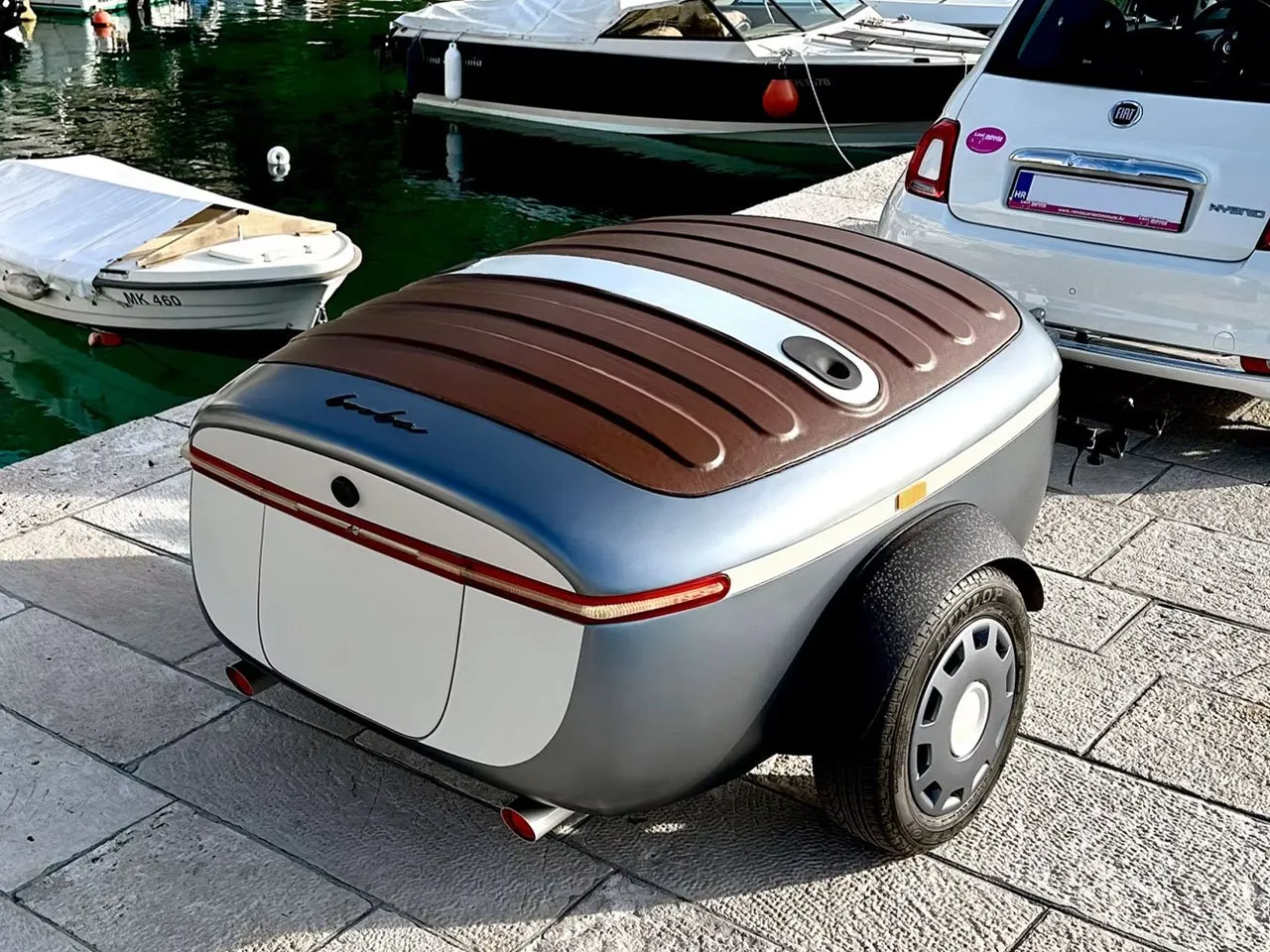 Vergeet de zware caravan: deze mini caravan is de perfecte match voor ...