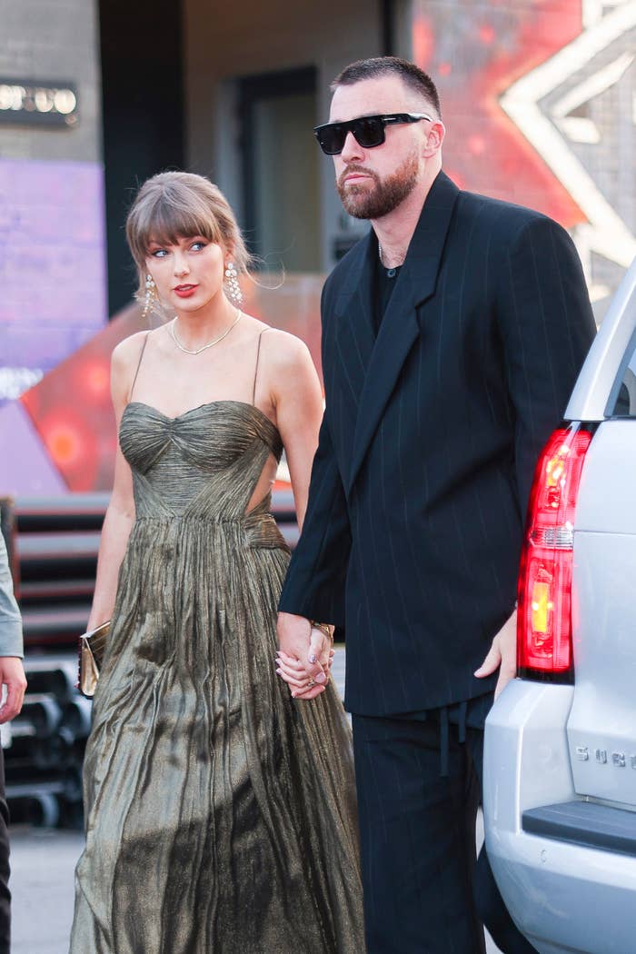Taylor Swift and Travis Kelce's lavish raffle for wedding guests: Report