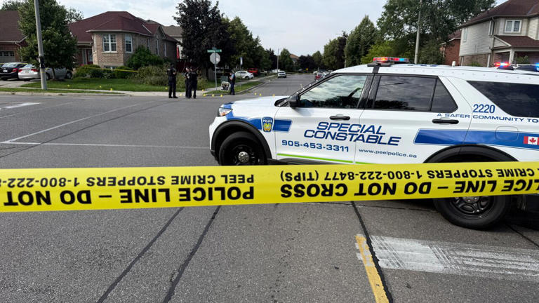 Man shot dead in Brampton shooting, 2 suspects sought, police say