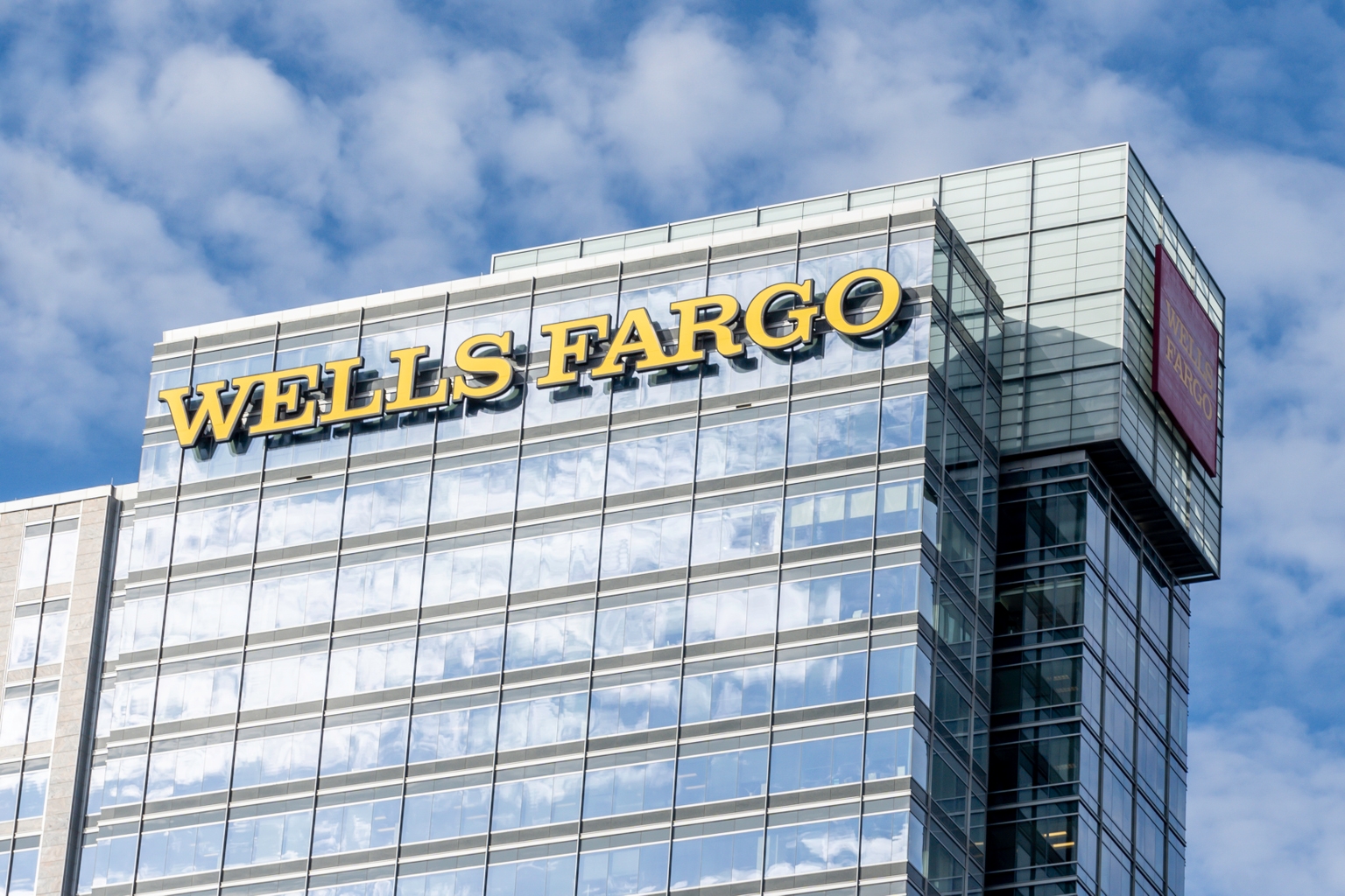 Wells Fargo on positive catalyst watch at JP Morgan ahead of Q2 earnings