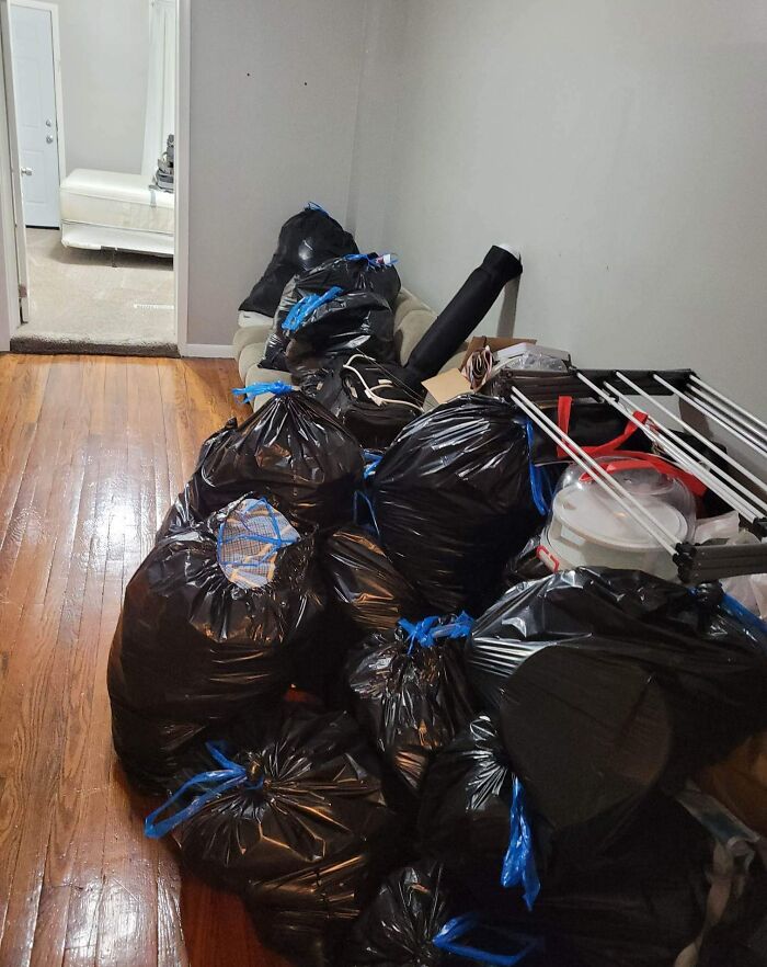 32 Times Landlords Left Their Tenants in Awful Conditions