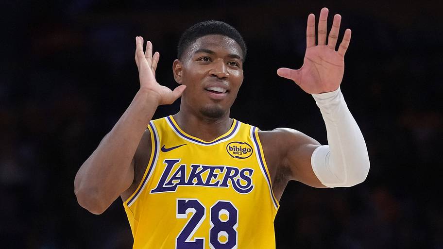 New report reveals Mavericks battled Lakers, Clippers for veteran