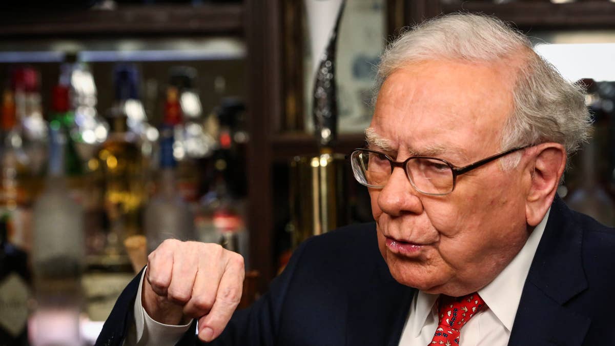 Warren Buffett unveils his $10,000 playbook for all investors