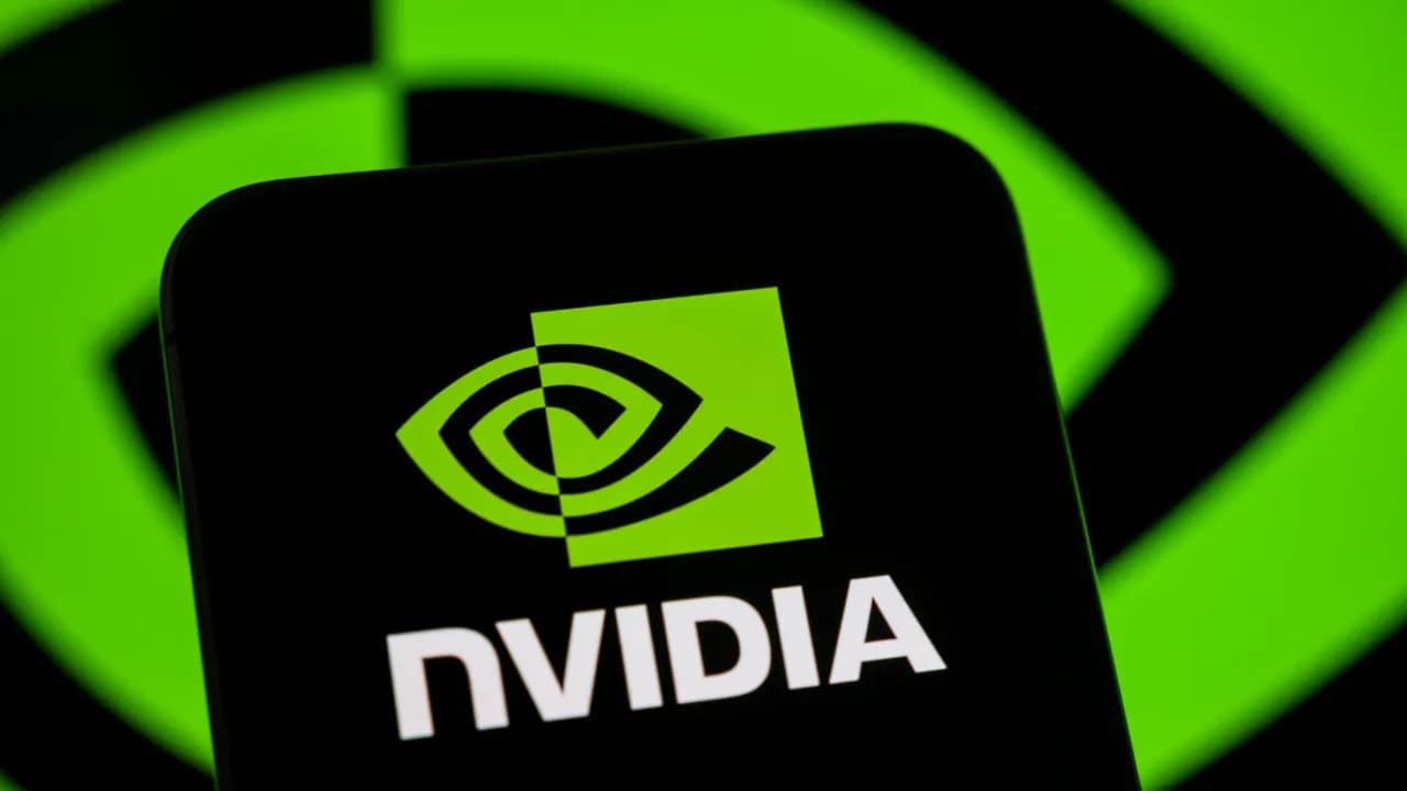 NVDA stock climbs over 1% — Nvidia says its AI ‘roadmap is intact ...