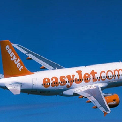 EasyJet accepts takeover offer from Apollo, over Castlerock's bid