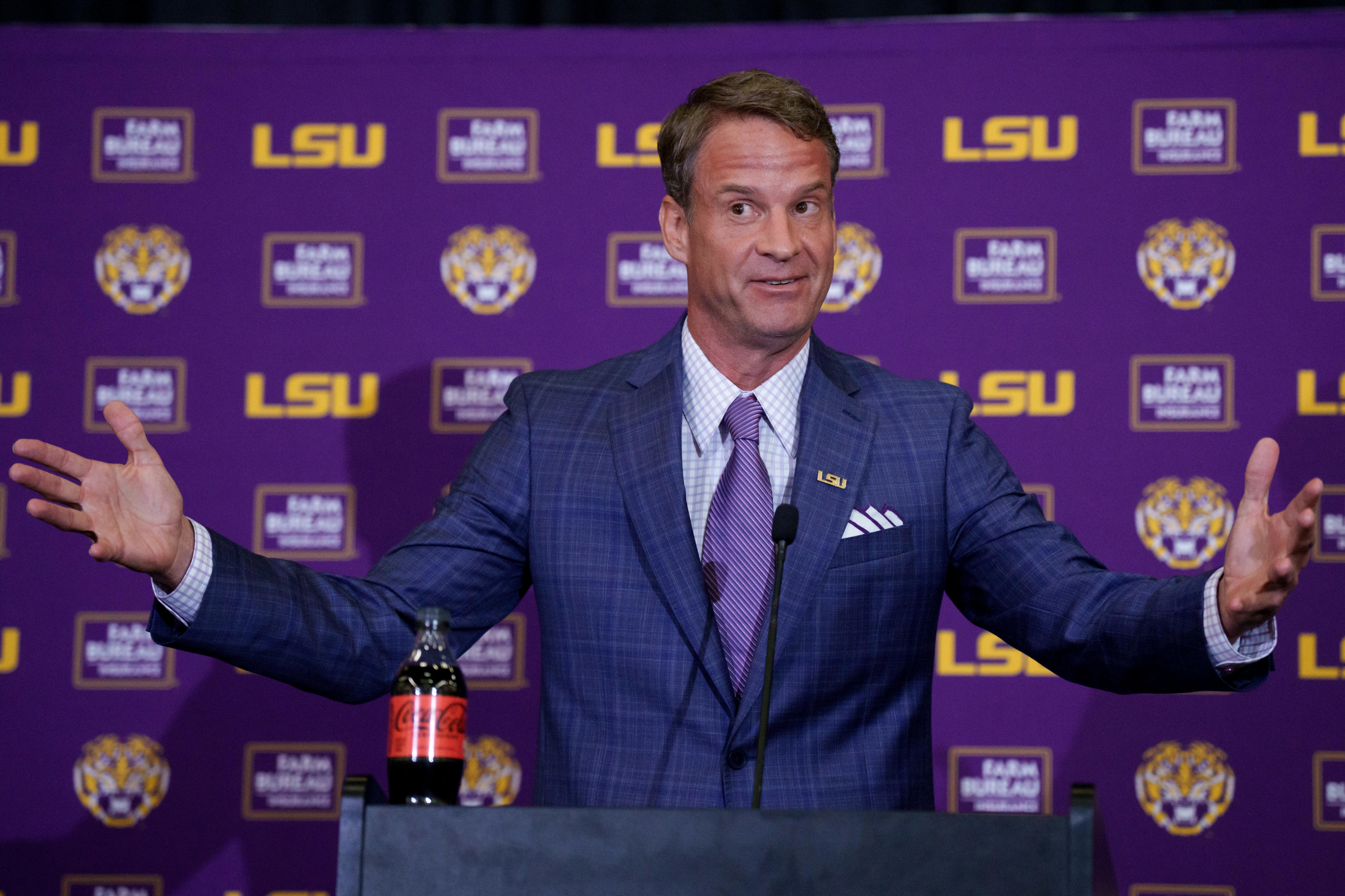 Dec 1, 2025; Baton Rouge, LA, USA; LSU new head coach Lane Kiffin speaks at South Stadium Club at Tiger Stadium. Mandatory Credit: Matthew Hinton-Imagn Images