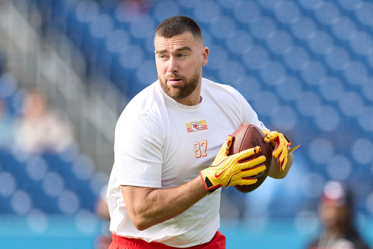 Taylor Swift & Travis Kelce's Wedding Cocktail Menu, Revealed