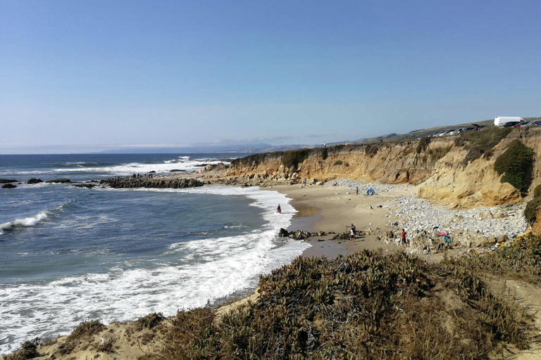 3 men plunge nearly 40 feet after old rope snaps on Santa Cruz beach cliff