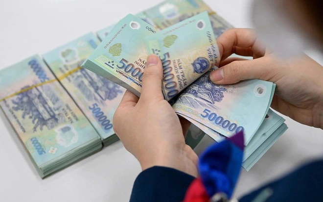 Một doanh nghiệp bị xử phạt 555 triệu đồng vì loạt vi phạm về chứng khoán