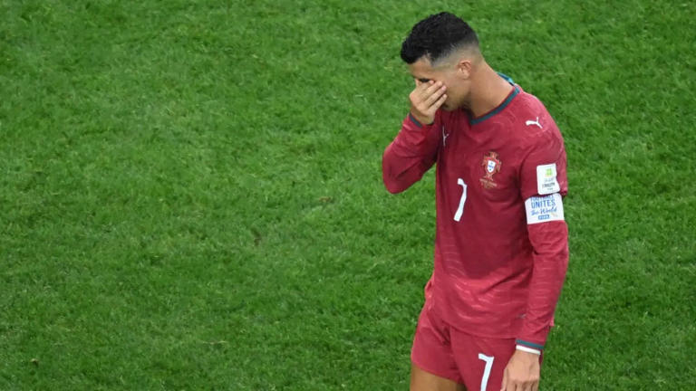 Cristiano Ronaldo creates history, achieves embarrassing record after final  FIFA World Cup match
