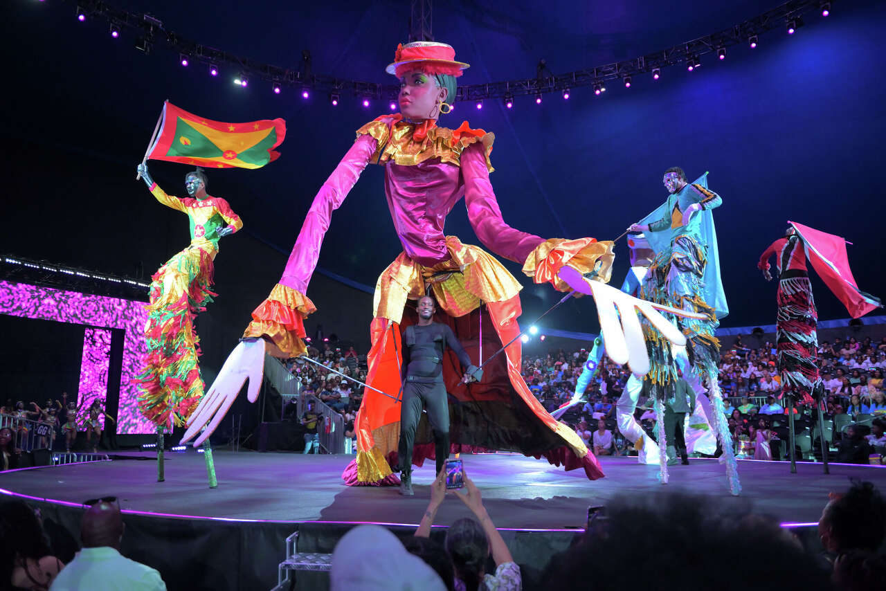 UniverSoul Circus returns to Houston with new show at Sam Houston Race Park