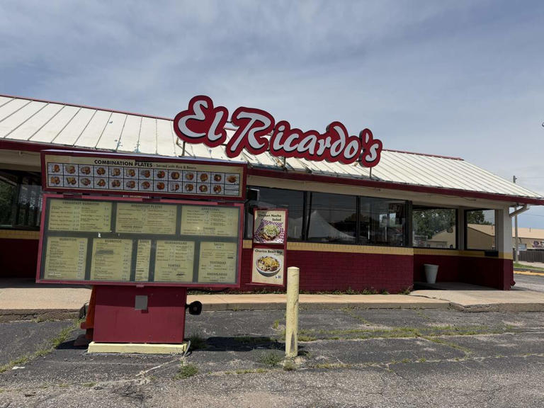 Mexican restaurant appears to have closed. Its building will soon be ...