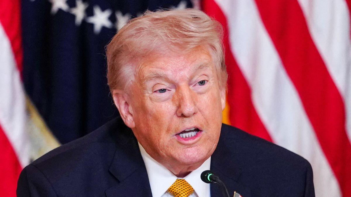 'Corny' Donald Trump trolled after calling rapper Nicki Minaj 'so hot ...