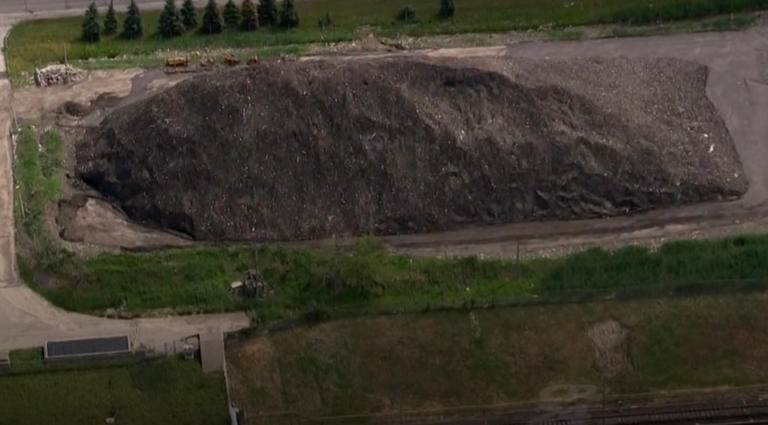 Massive Canadian snow piles survive scorching 97-degree heatwave
