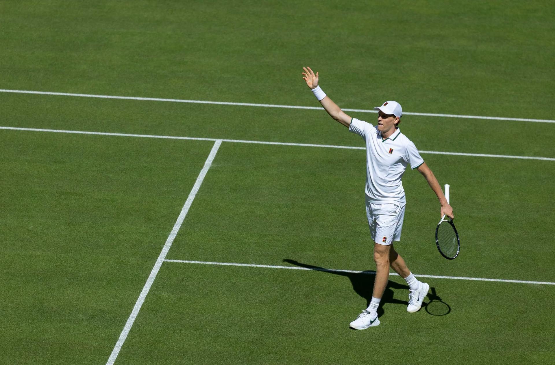 Jannik Sinner laughs off Wimbledon heatwave concerns after French Open ordeal