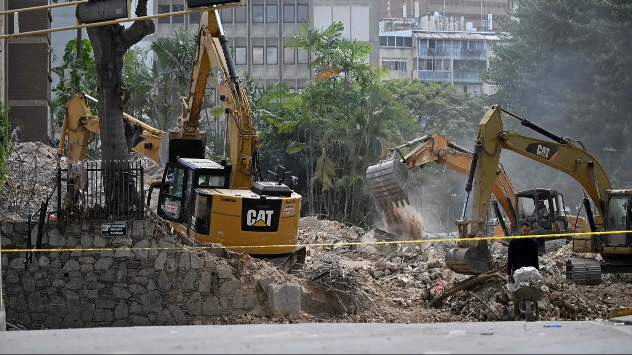 Venezuela earthquake death toll rises to 3,535, over 16,700 injured
