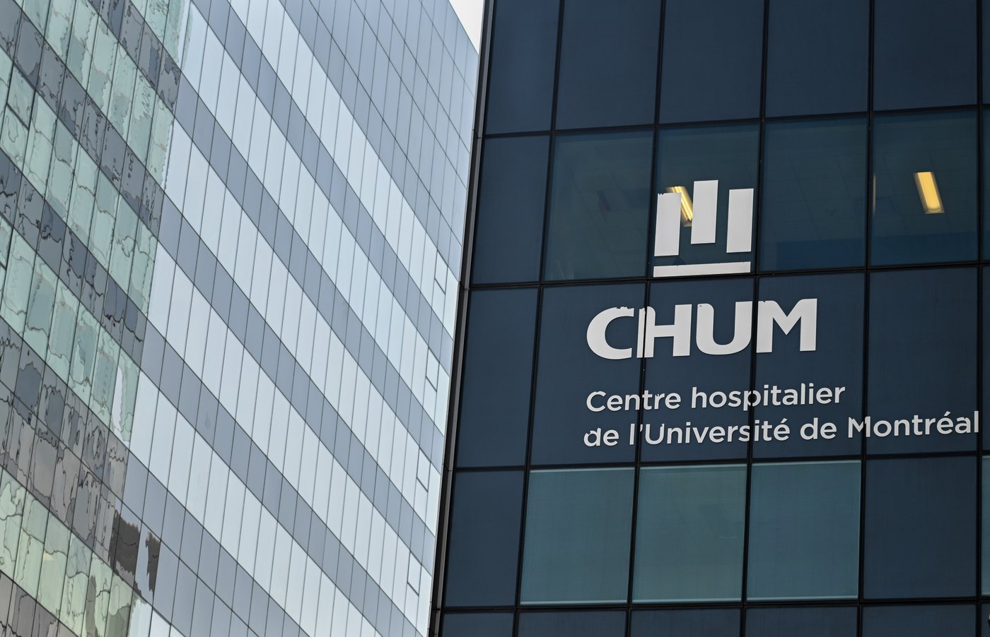 Scoliose complexe : l'IA assiste les chirurgiens du CHUM lors d'une opération