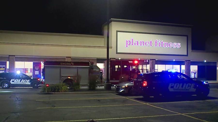 Two people hurt after crash at local Planet Fitness