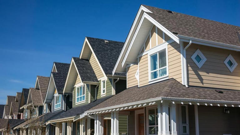 Today’s HELOC & home equity loan rates: July 7, 2026