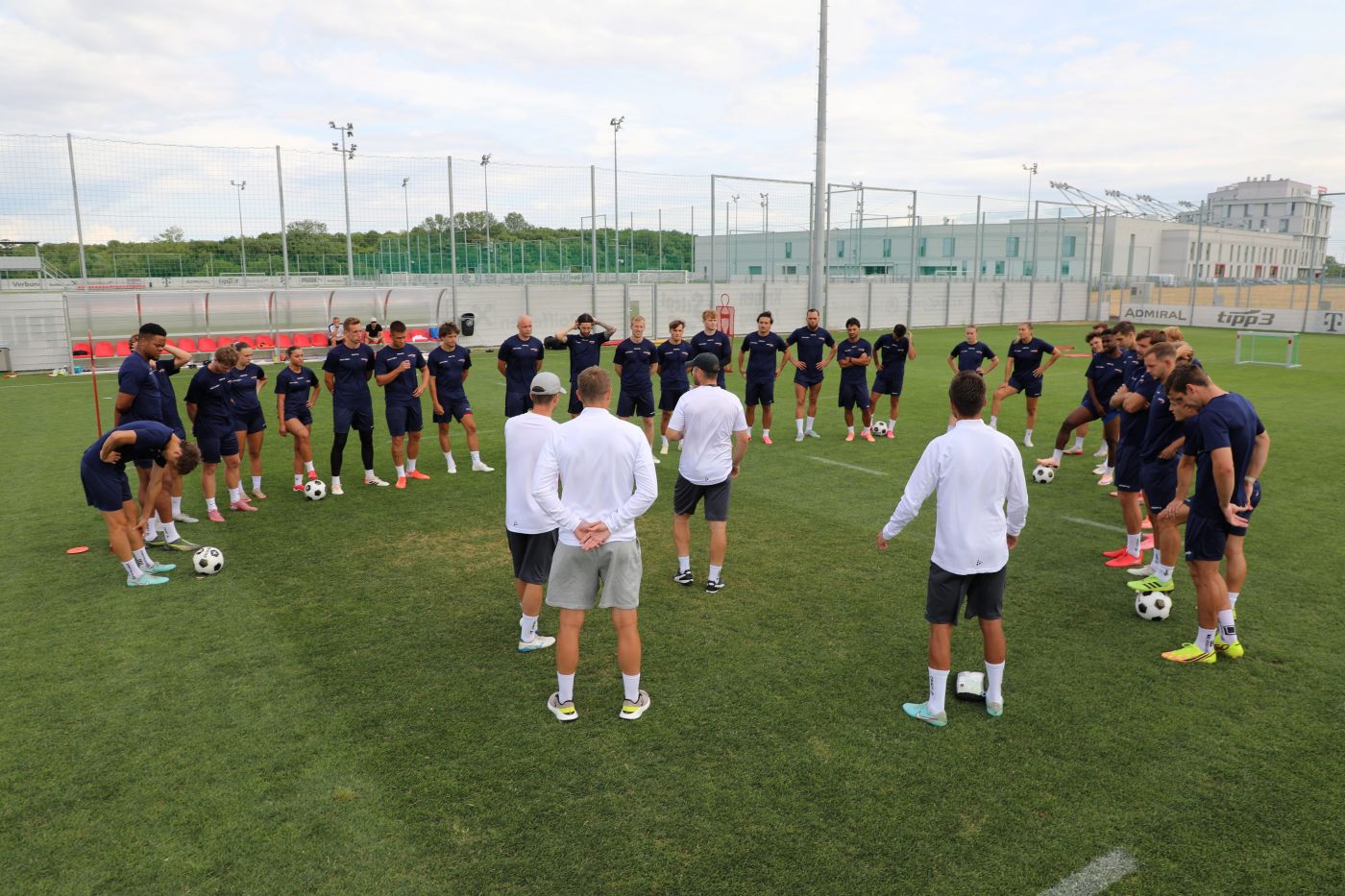 Fußballprofis nutzen das younion Proficamp am ÖFB Campus