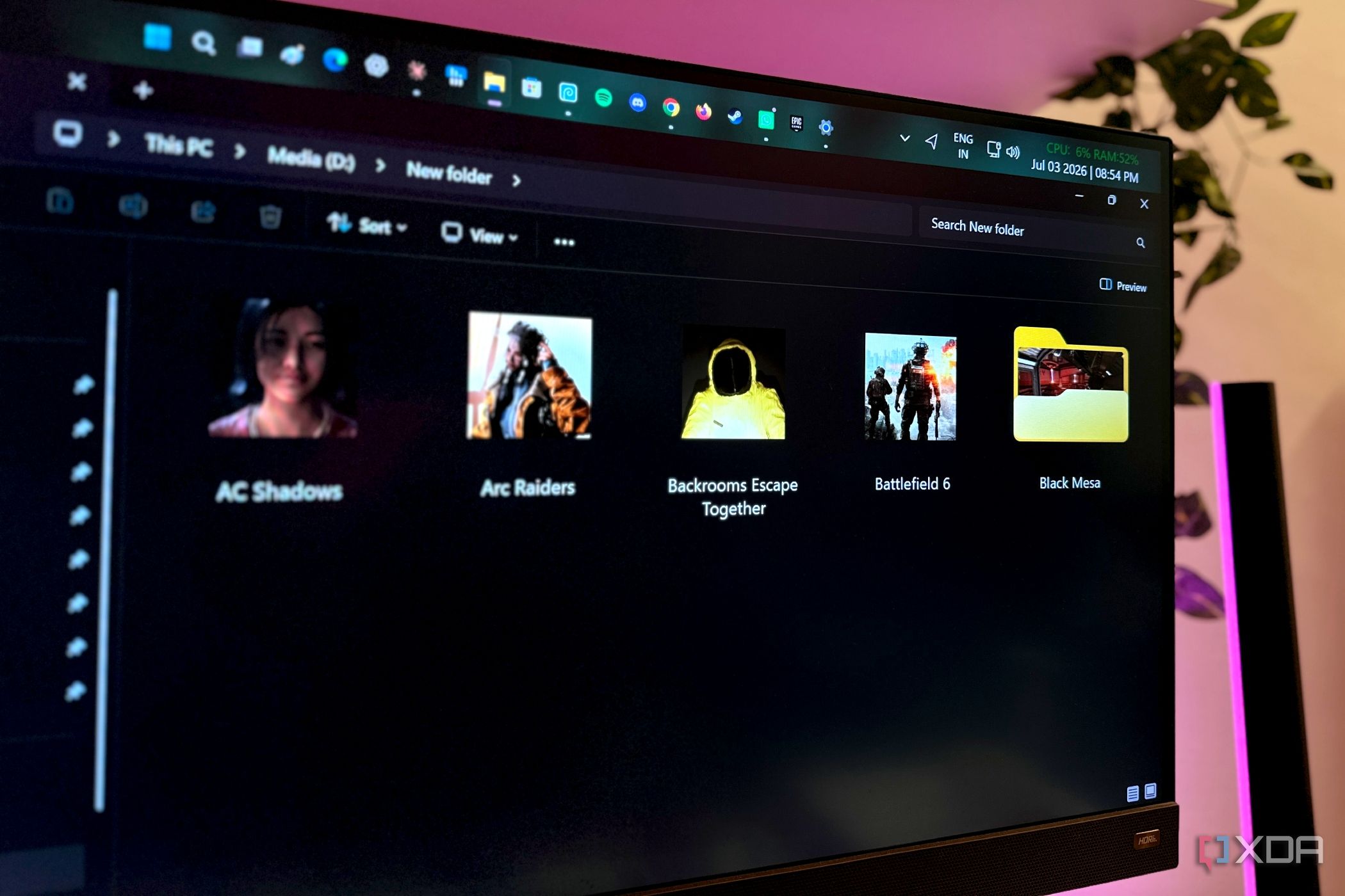 Microsoft just broke custom folder icons in Windows, and the reason is ...