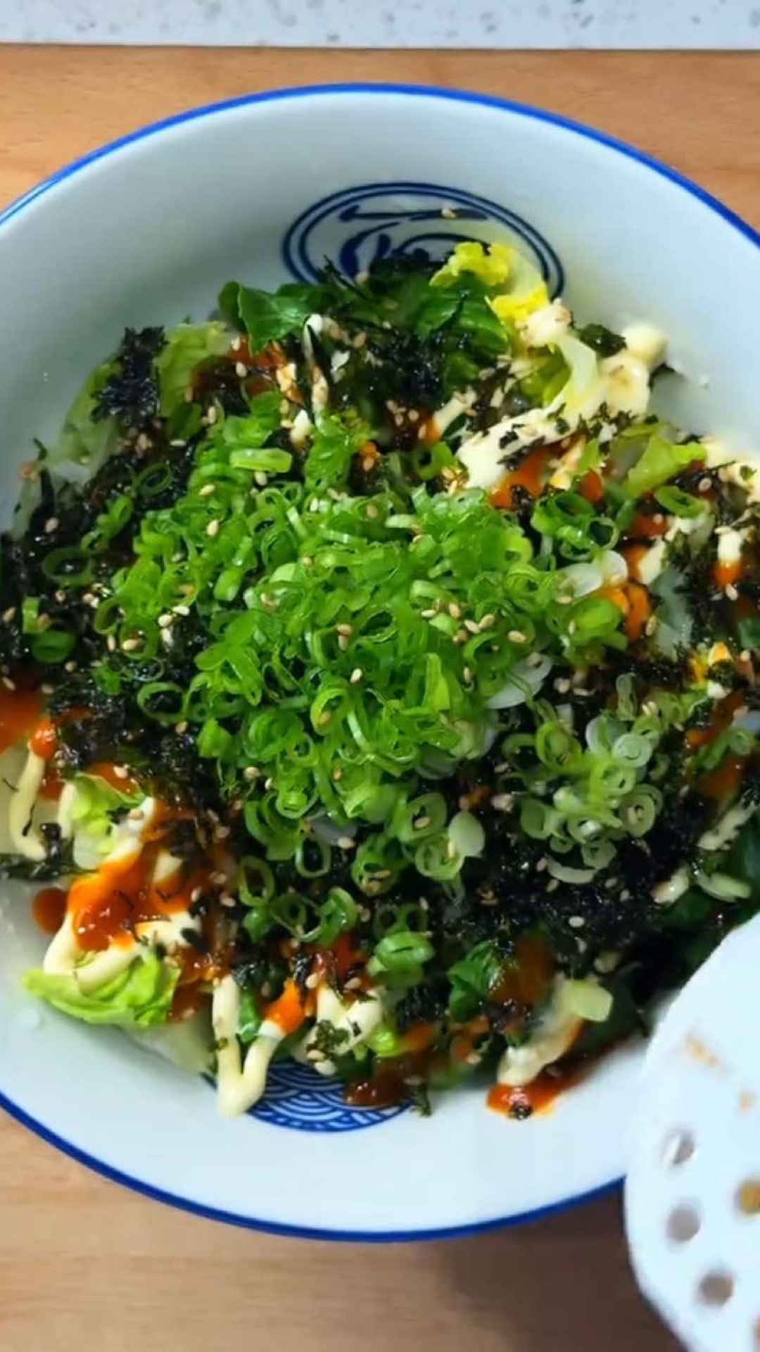 Quick tuna rice bowl with fried egg lunch idea