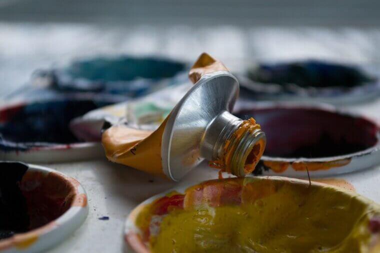Useless household items boomers refuse to toss that are simply taking ...