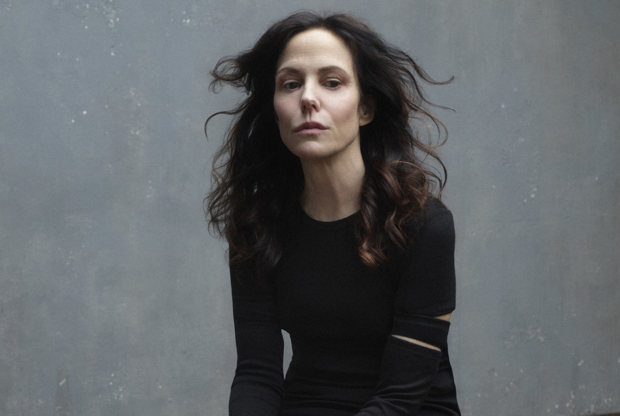 Acting helped ‘Young Washington' star Mary-Louise Parker conquer extreme shyness