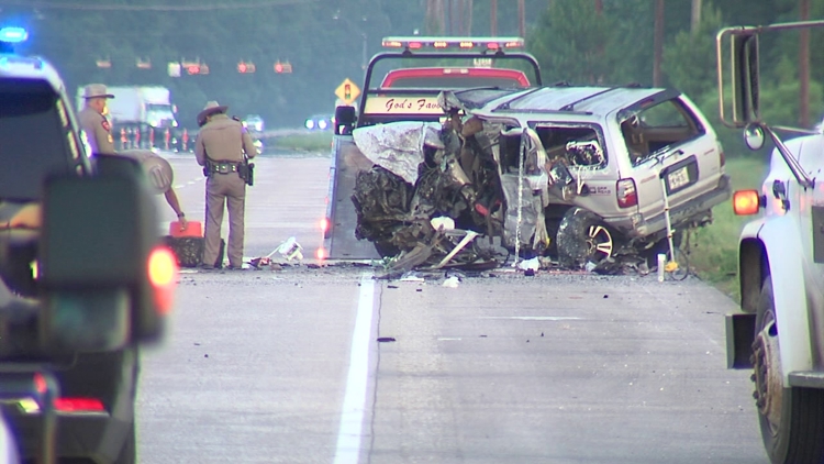 Driver killed, another hurt after head-on crash on Highway 105 west of Beaumont early Tuesday morning