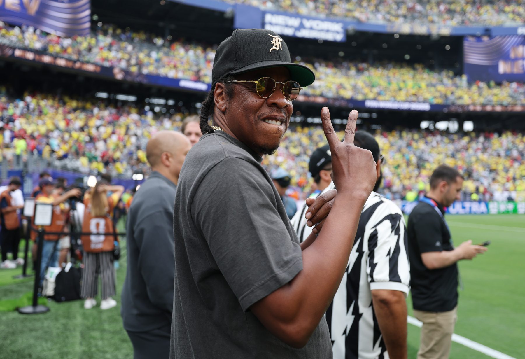 Jay-Z album rumors: Roc Nation officially responds