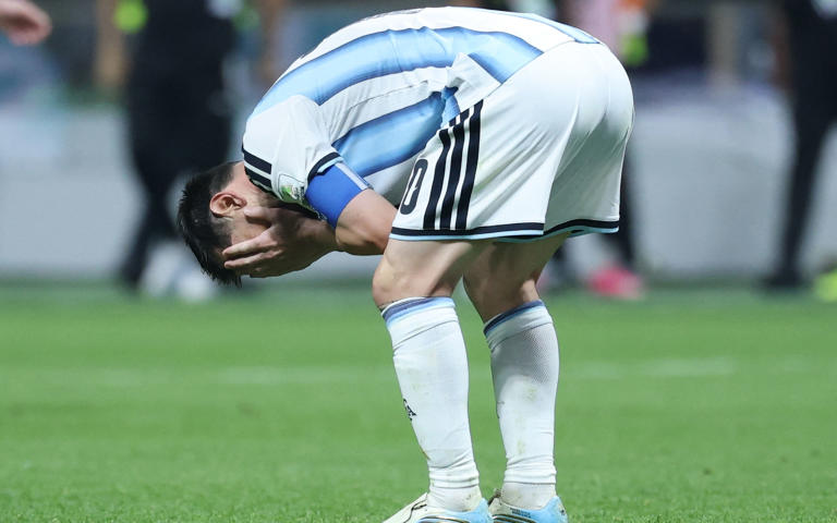 Messi in tears as Argentina icon inspires stunning World Cup comeback