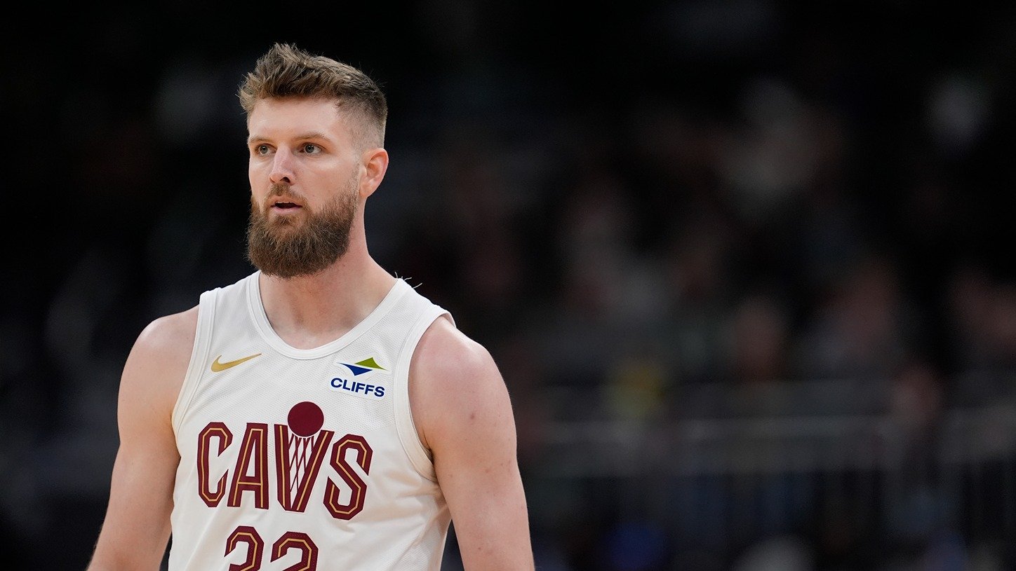 New Sixer Dean Wade embraces 'thankless job' on defense