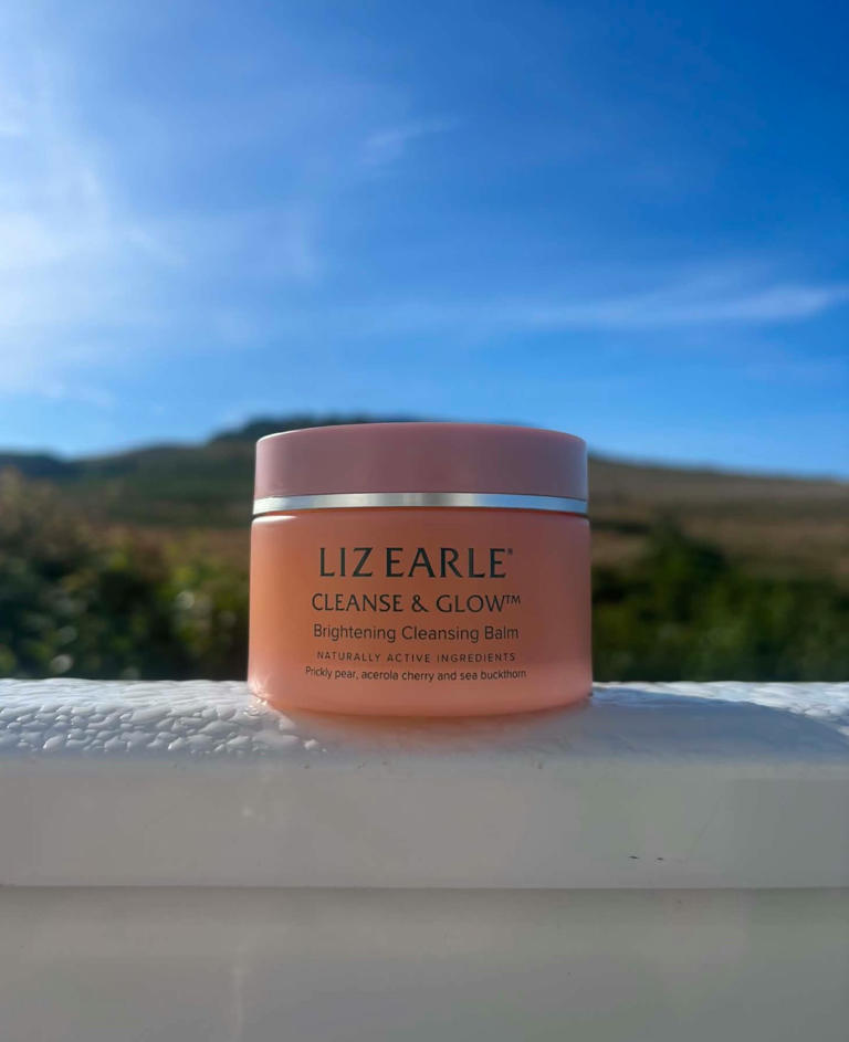 I’m a cleansing balm addict – this one that brightens skin in 30 ...