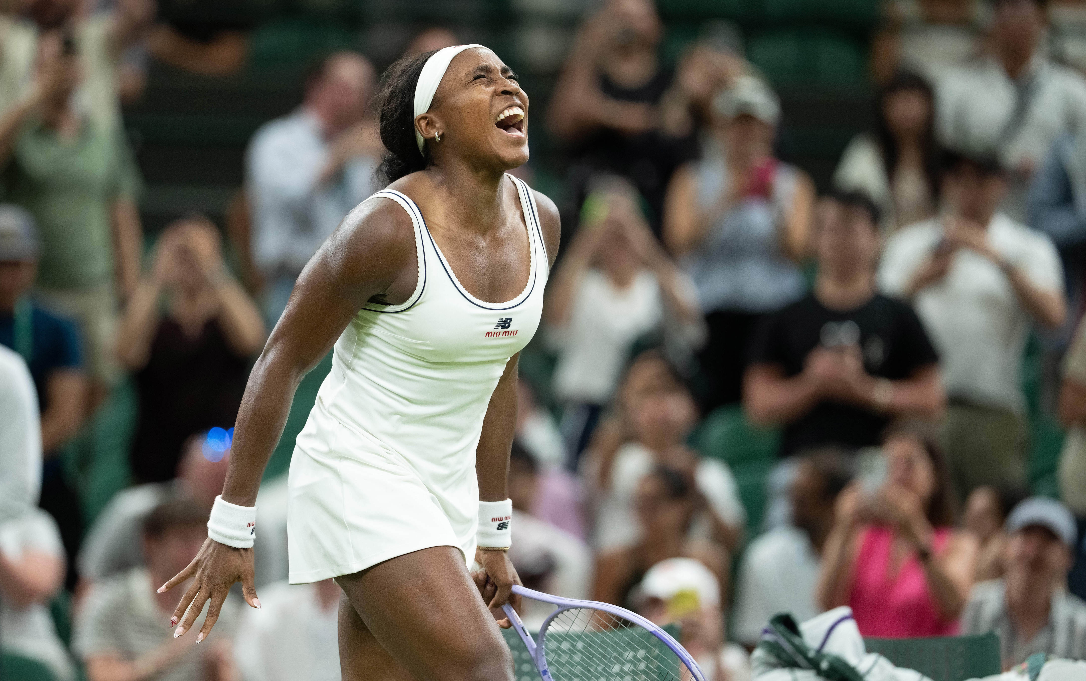 Coco Gauff beats Jessica Pegula to reach first Wimbledon quarterfinals