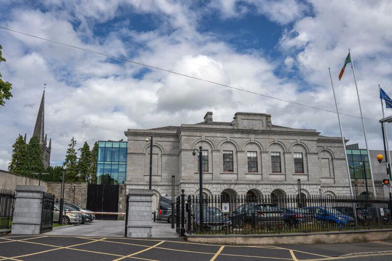Healthcare worker goes on trial accused of sexually assaulting teenager ...
