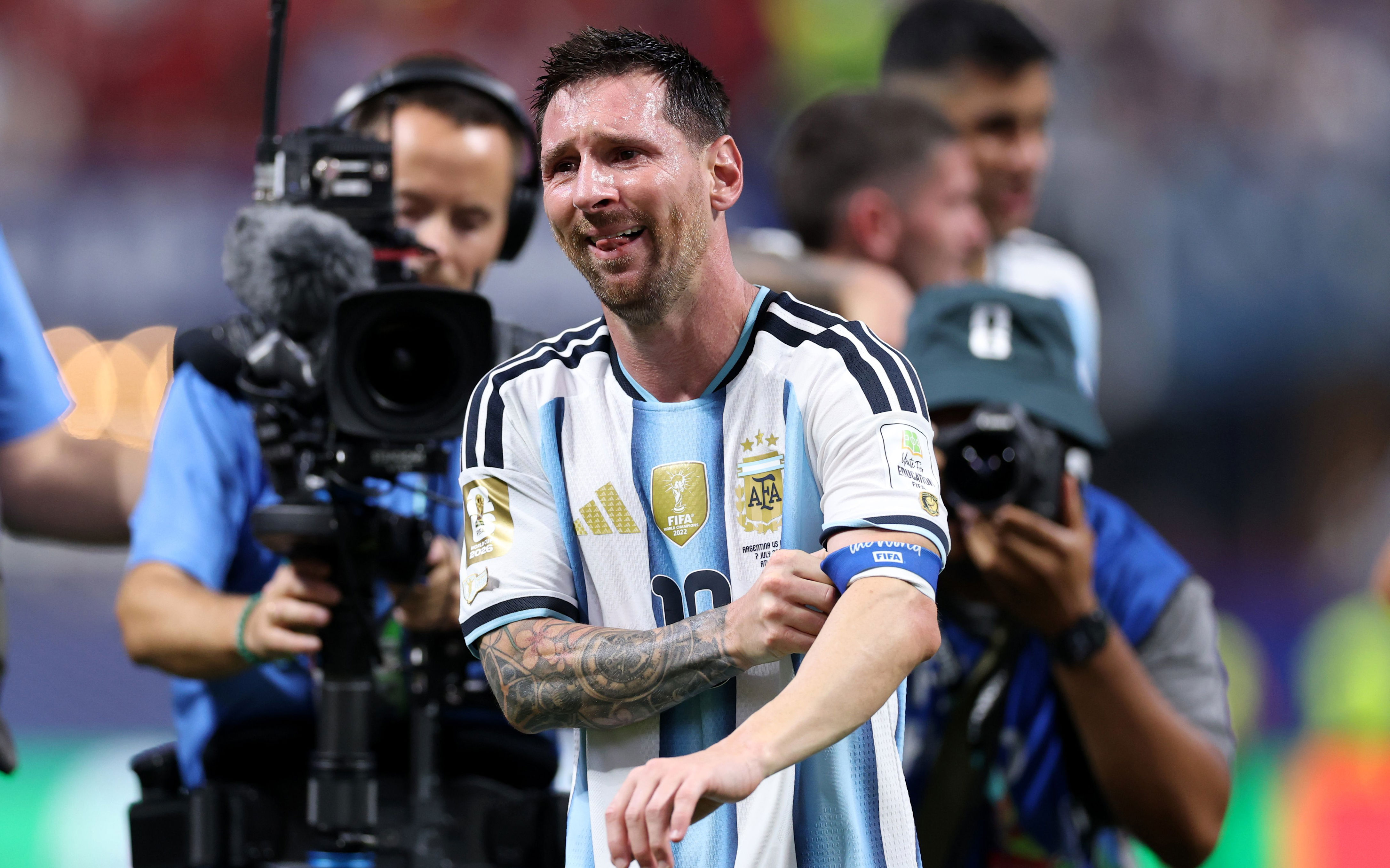 Messi in tears as Argentina icon inspires stunning World Cup comeback