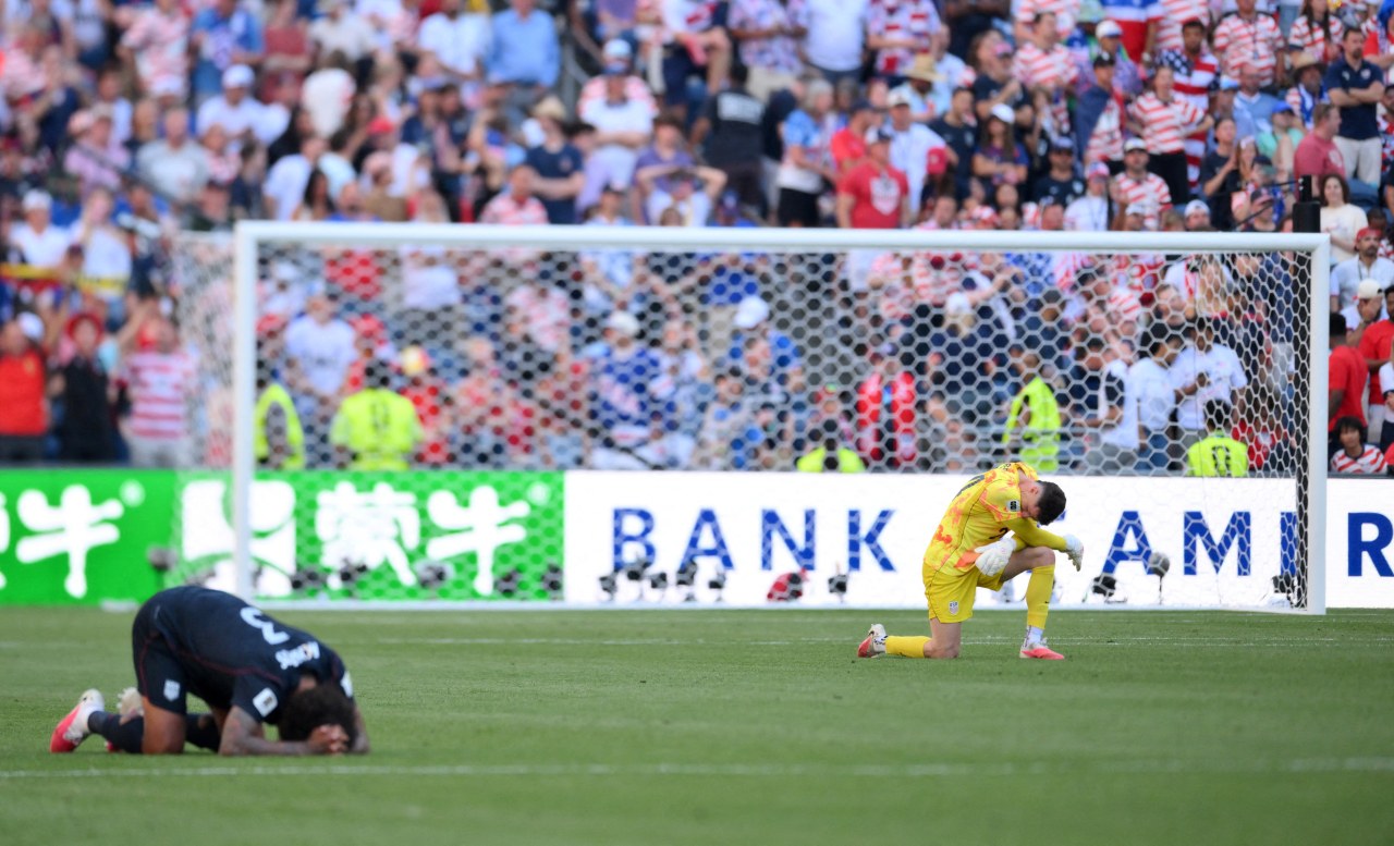 Overturn this. Boiling Belgium taunts Trump and sends US soccer packing