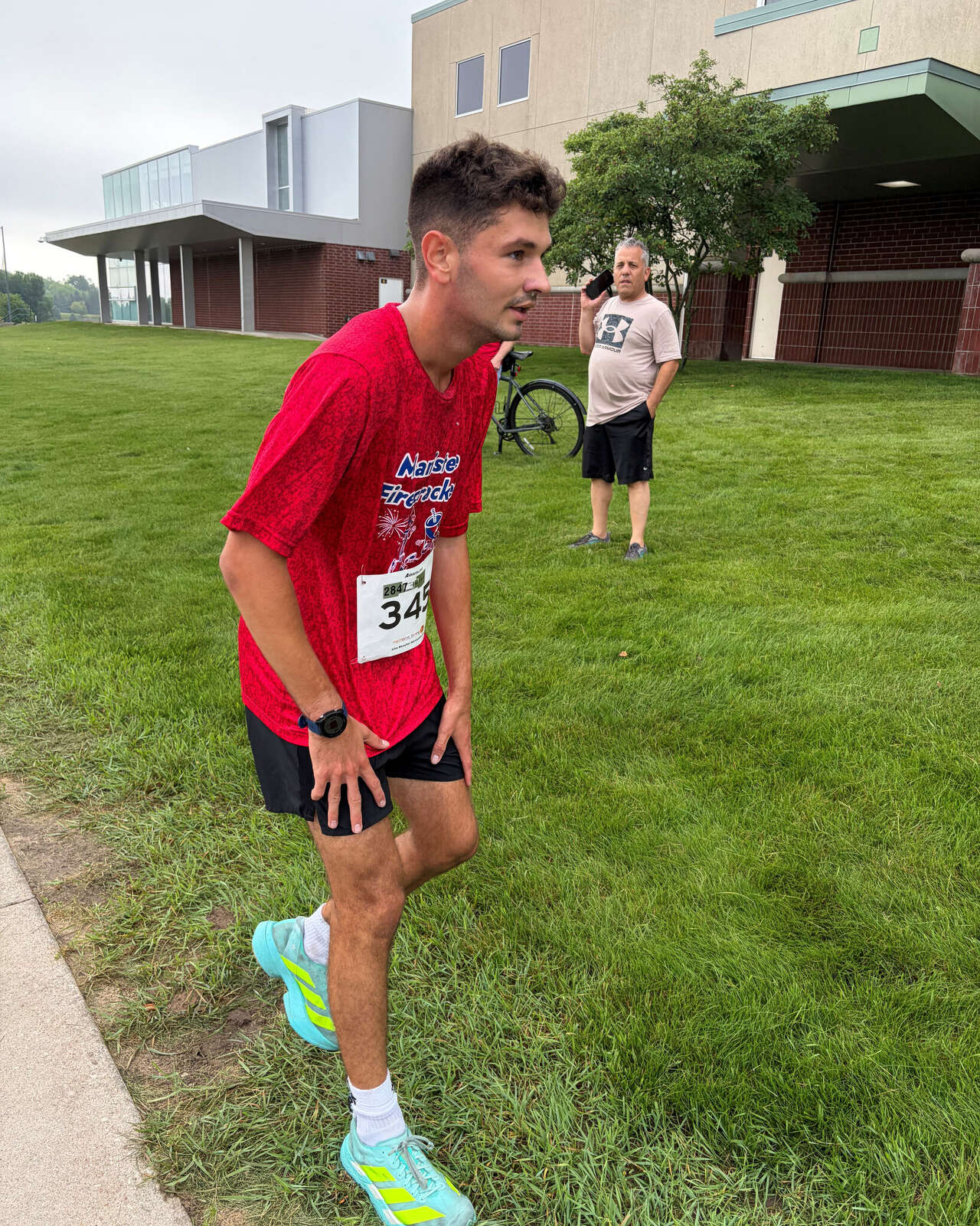 Alex Hernden repeats as Manistee Firecracker 5K winner
