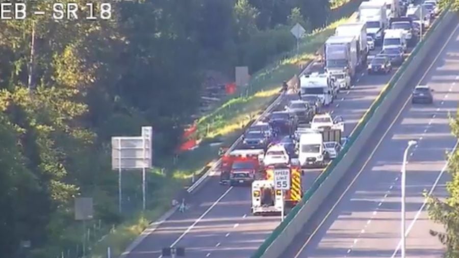 Crash causes backups on eastbound SR 18 near Issaquah