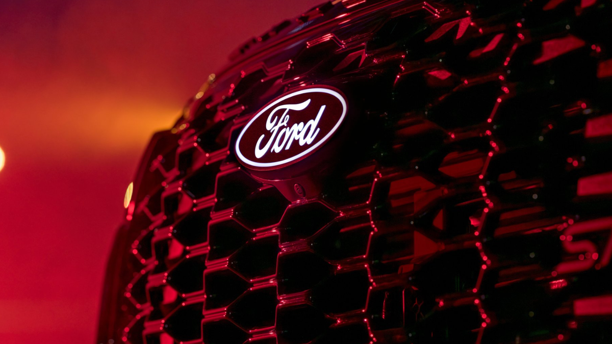 Ford beat every mass-market brand in initial quality, but recalls still ...
