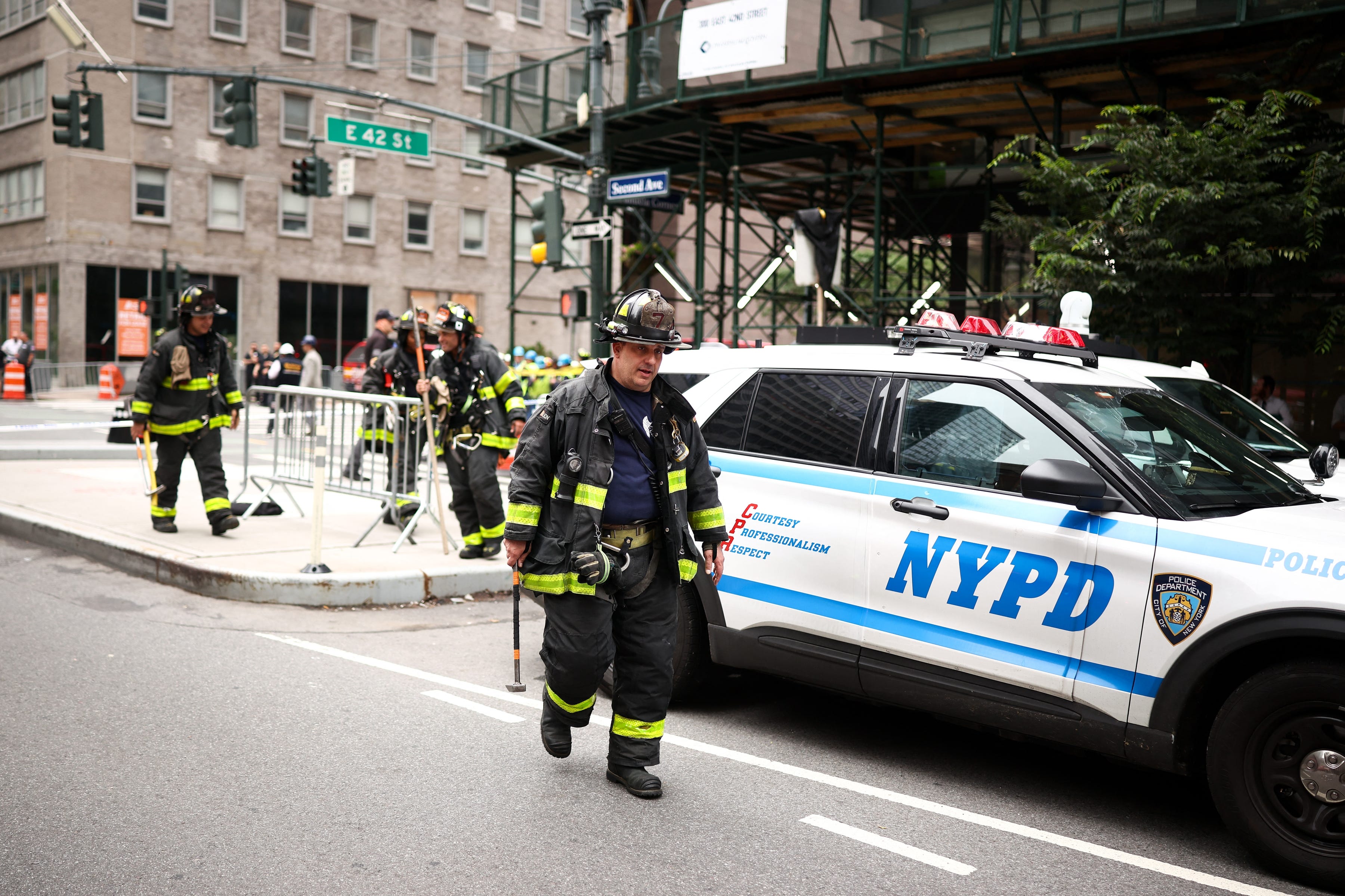 NYC building at risk of collapse had multiple safety fines