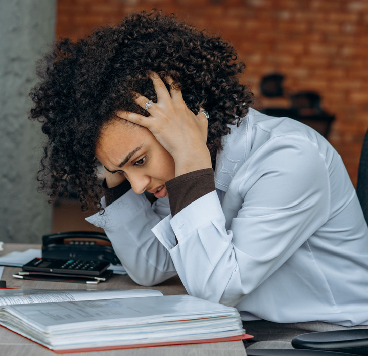 10 workplace kindness moments that prove compassion leads to success