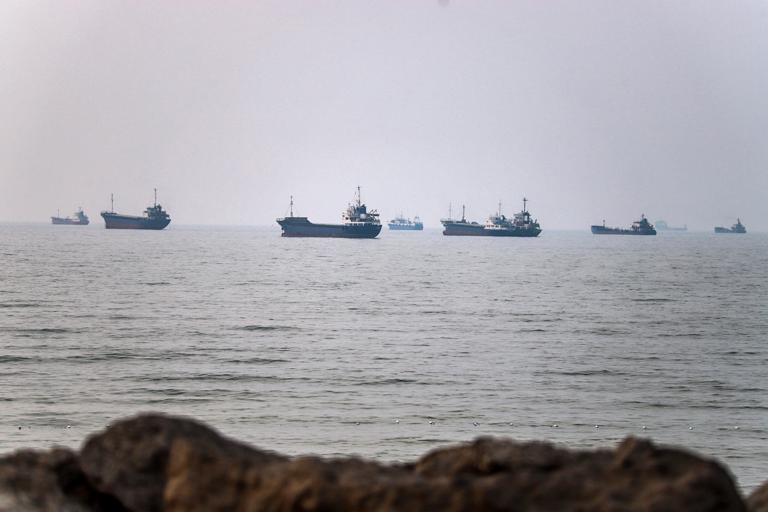 US launches new attacks on Iran in retaliation for attacks on commercial ships, US military says