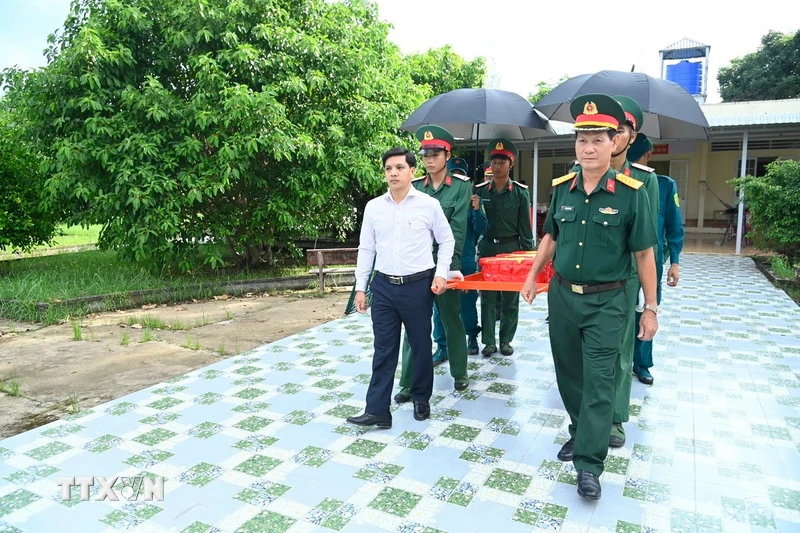 Cà Mau: Chuyển các mẫu hài cốt liệt sỹ đầu tiên phục vụ giám định ADN