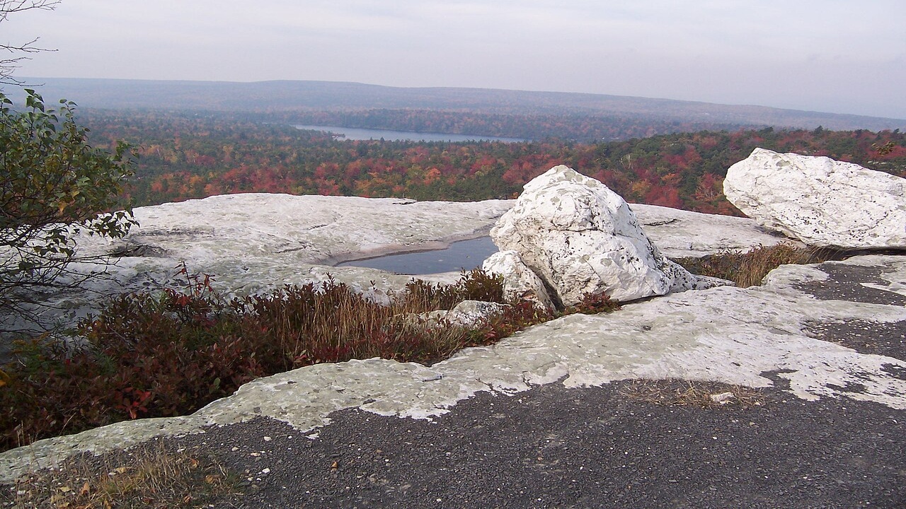 The Hudson Valley has a secret ridge with 1,000 climbing routes and ...
