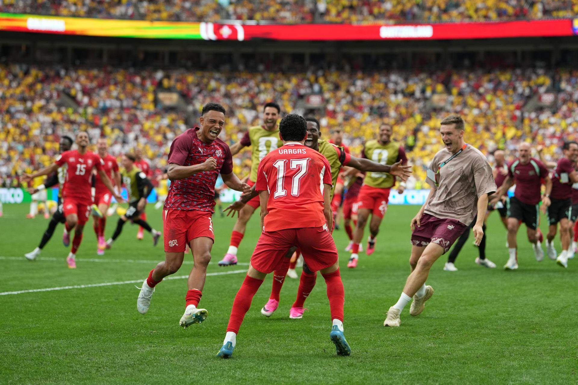 Suiza sobrevive a Colombia en los penaltis (0-0 y 4-3) y se enfrentará ...