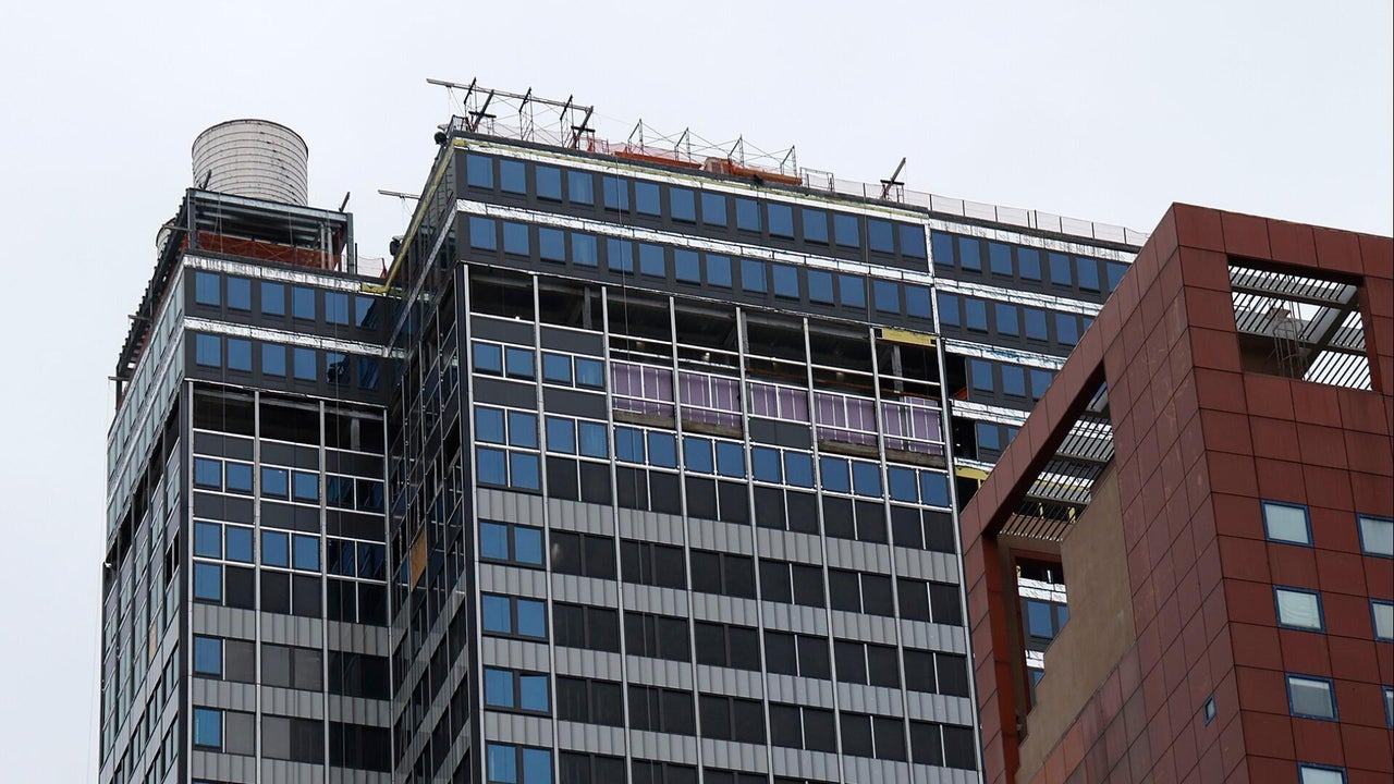 Structural engineering professor discusses unstable Midtown Manhattan ...