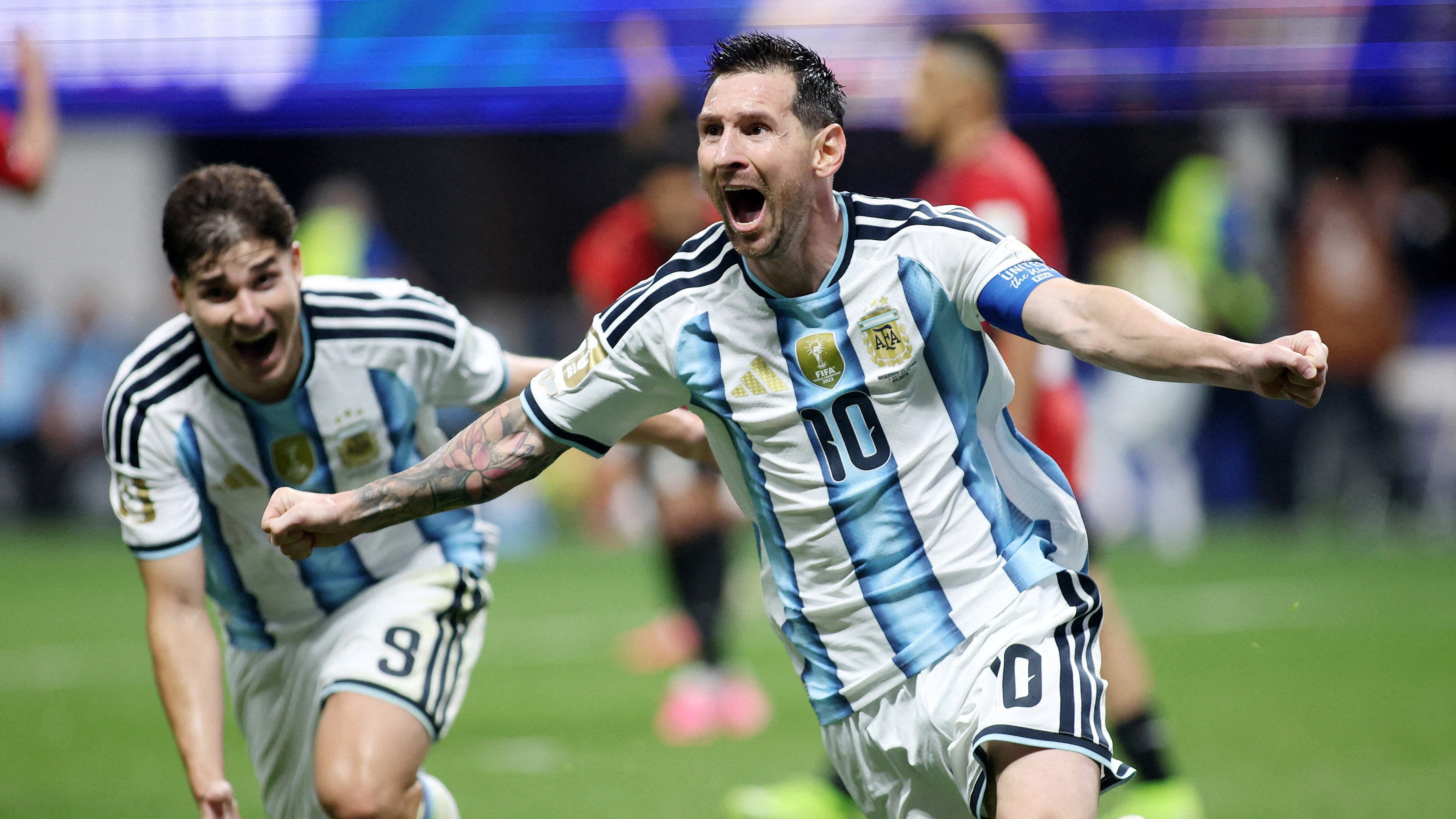 Lionel Messi back on top in race for Golden Boot