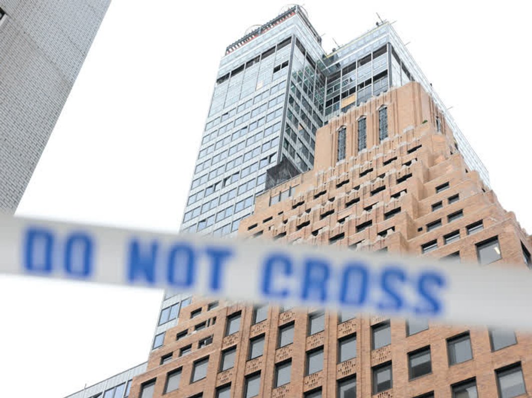 Evacuation: New York high-rise in danger of collapsing!